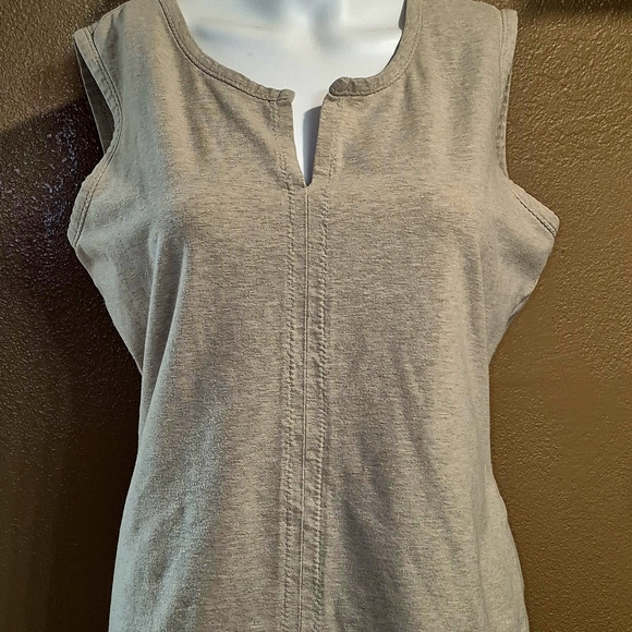The Limited Gray Sleeveless Tank Top with Mandarin Collar - Picture 1 of 2